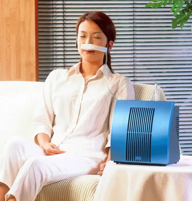 家庭用小型酸素濃縮器『オキシクール32』