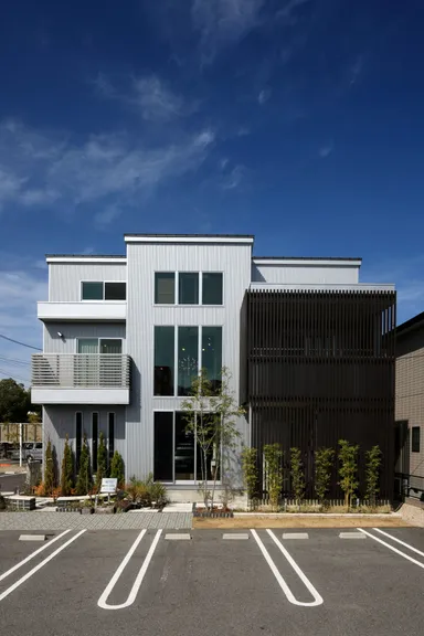 会場モデルハウス外観