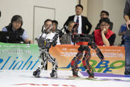 抽選で二足歩行ロボットが当たる！二足歩行ロボット格闘競技大会を9月28日、29日横浜にて開催