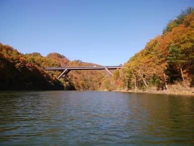 茂庭っ湖と秋(4)
