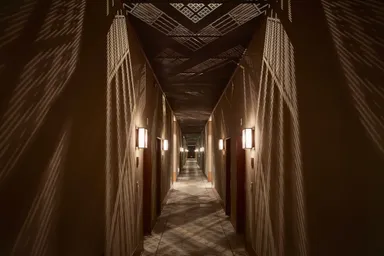 【界 津軽】木漏れ日kogin