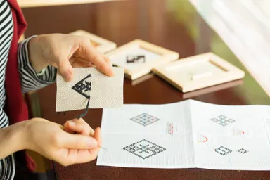 【界 津軽】こぎん刺し体験イメージ