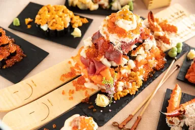 【トマム】メガこぼれ寿司とスキー板プレート