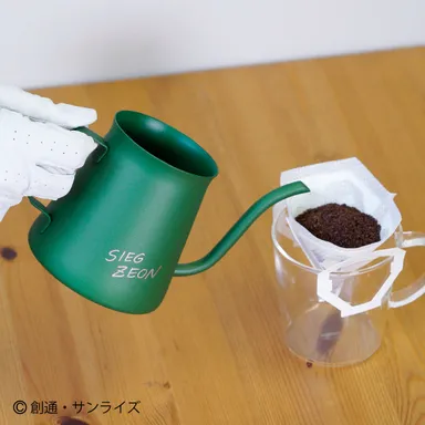 小型ドリップケトル 使用イメージ(2)