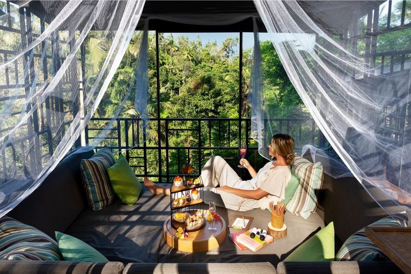 星のやバリ
カフェ・ガゼボで心地よい午後のひとときを
1日1組限定「チャミランガゼボ」開催
提供期間：2019年10月20日～2020年3月31日