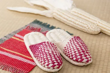 【青森屋】きみがらスリッパとデントコーン　イメージ