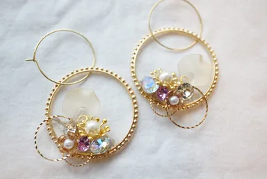 作品例：手作りアクセサリー