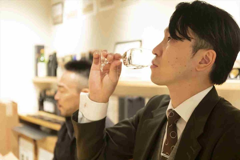 京都館プロジェクト２０２０
世界トップ８バーテンダーの伏見カクテル紀行を発信！