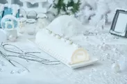 「純白のクレームダンジュ・ロールケーキ」