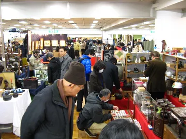 掘り出し物はあるかな？