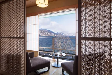 【界 日光】ご当地部屋「鹿沼組子の間」（冬）