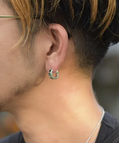 Crossing Pierce/Tagging-クロッシングピアス/タギング-　素材