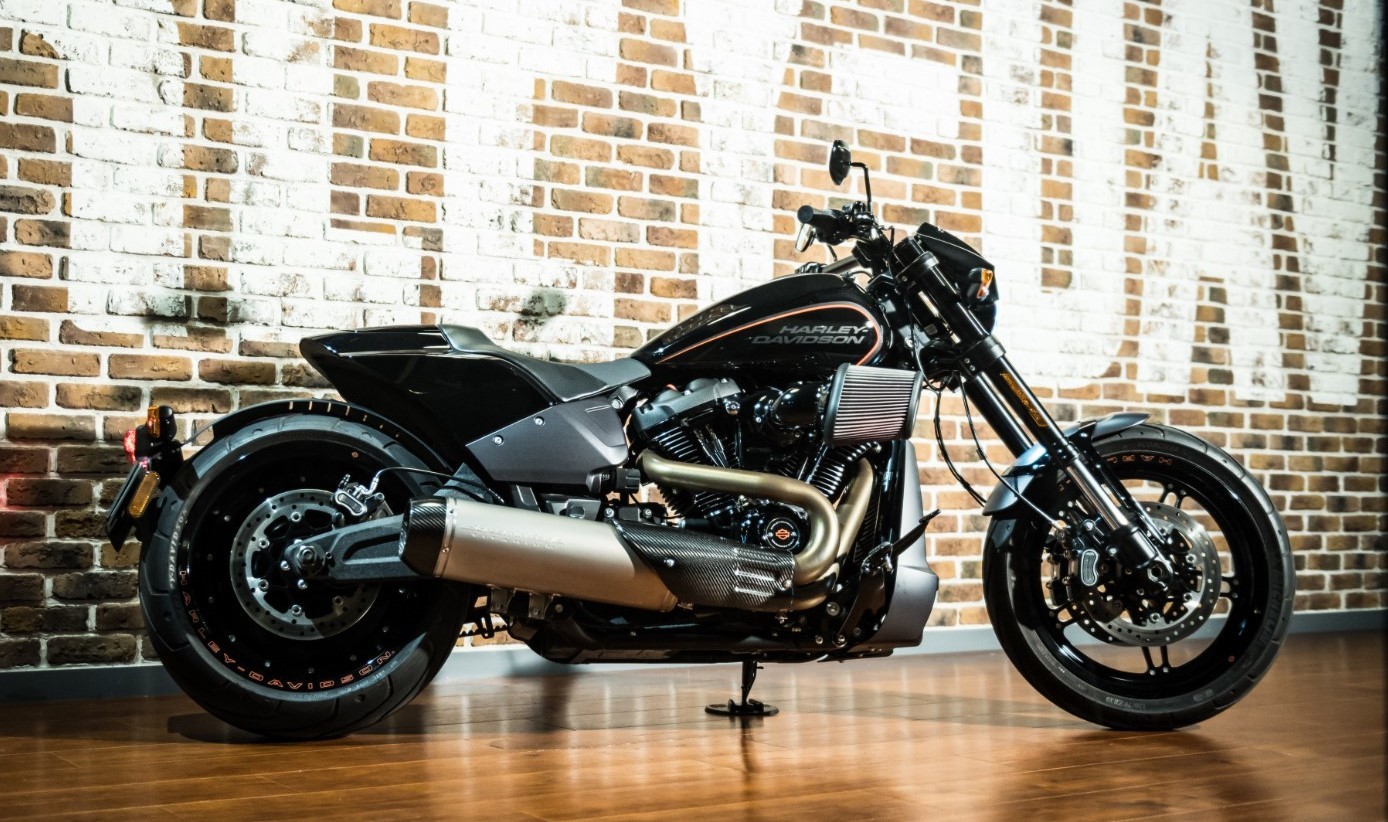 ハーレーダビッドソン専用任意バイク保険 販売開始5周年記念 抽選で 