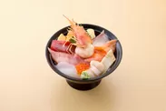 寿司・丼　魚寅