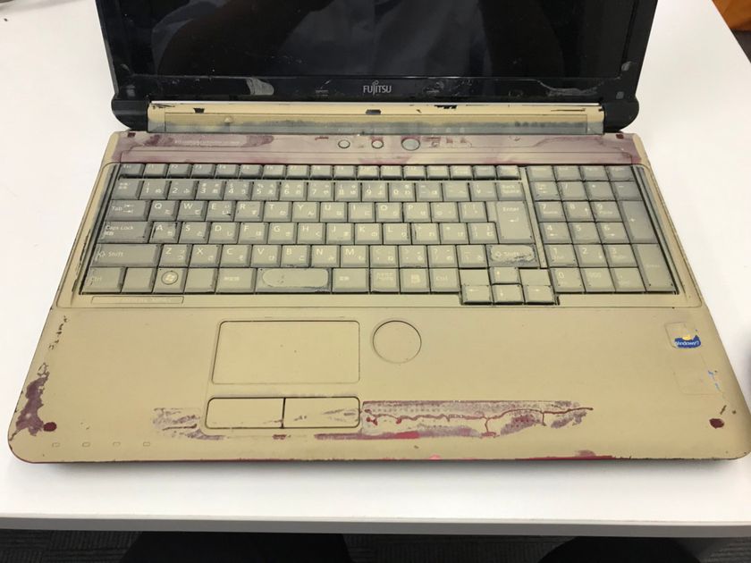 ＜台風19号による災害の復旧支援＞
水濡れ等で壊れたデータの復旧作業を半額で