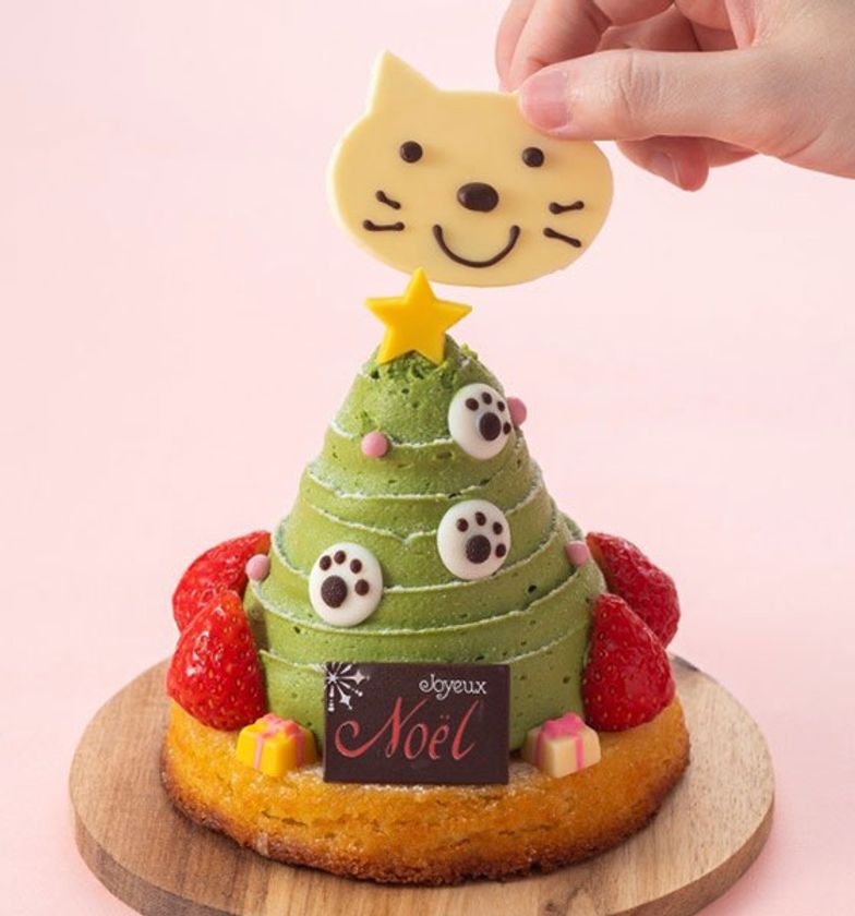 アレンジできるクリスマスケーキ
 みんなで作ろう！“いろねこ”ツリーケーキ
2019年10月21日（月）より予約受付開始 大阪新阪急ホテルにて