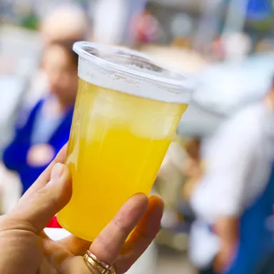 目黒マルシェでカンパイ！！