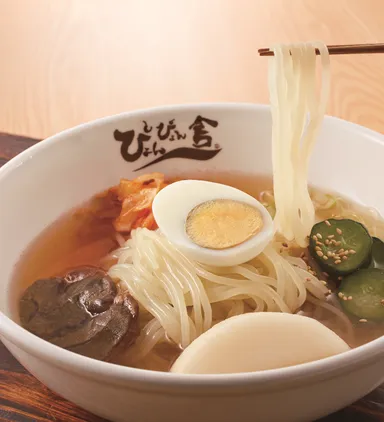 ぴょんぴょん舎