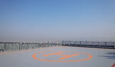 【「ハルカス３００（展望台）」ヘリポート】