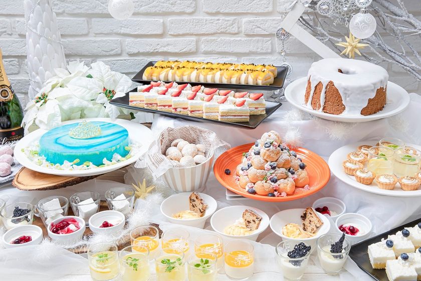 ホテル京阪 京橋 グランデ
「ホワイトクリスマス」をテーマにした
スイーツ＆ディナーブッフェを
１２月１日（日）から期間限定で開催
～レストランロレーヌ～