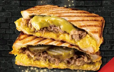 アボカドピクルスビーフホットサンド