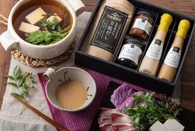 まごころを込めて贈る「久世福商店のお決まりギフト」