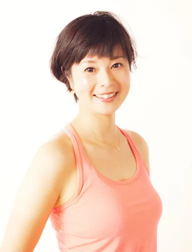 ヨガ講師　西川 麻里