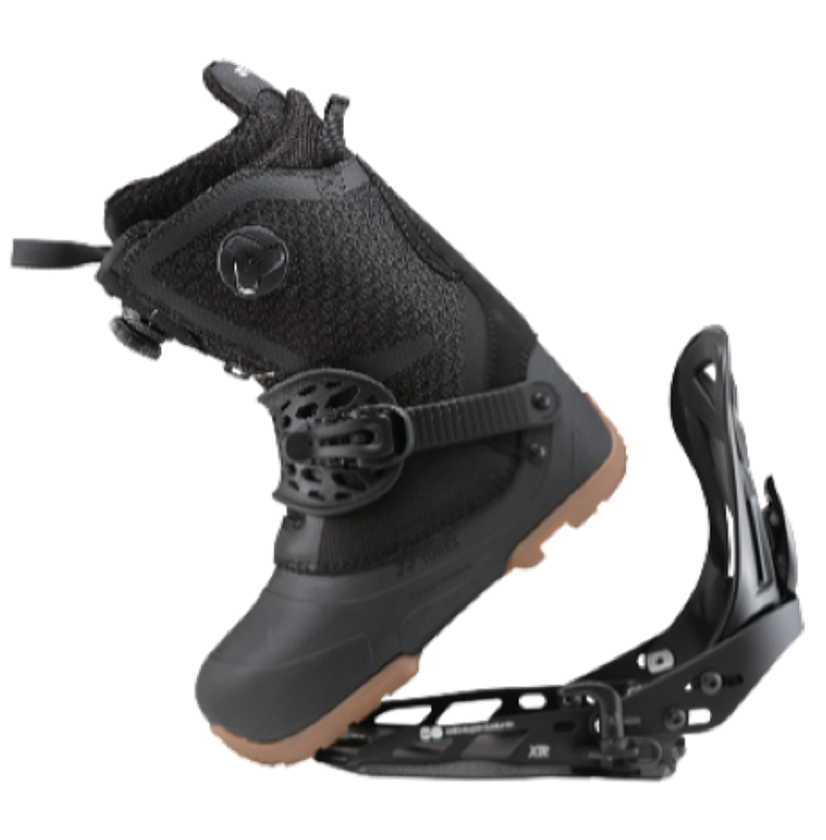 リフトを降りたら瞬時に装着できる
独自のステップインシステム
「accublade（アキュブレイド）」搭載
バインディング「XTR AB」
ブーツ「LAZY MAKER BOA AB」好評発売中