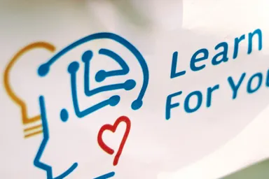 Learn For Youのロゴ
