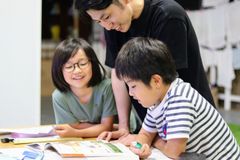 探究×AIを軸にした“遊ぶ時間を増やすための塾”を学童保育のCFAKidsと探究学習のa.schoolが共同で開校