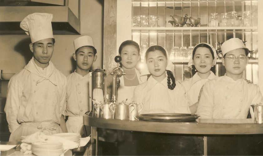 チキンバスケット発祥！三島由紀夫が通った
「銀座キャンドル」が麻布十番に復活オープン！