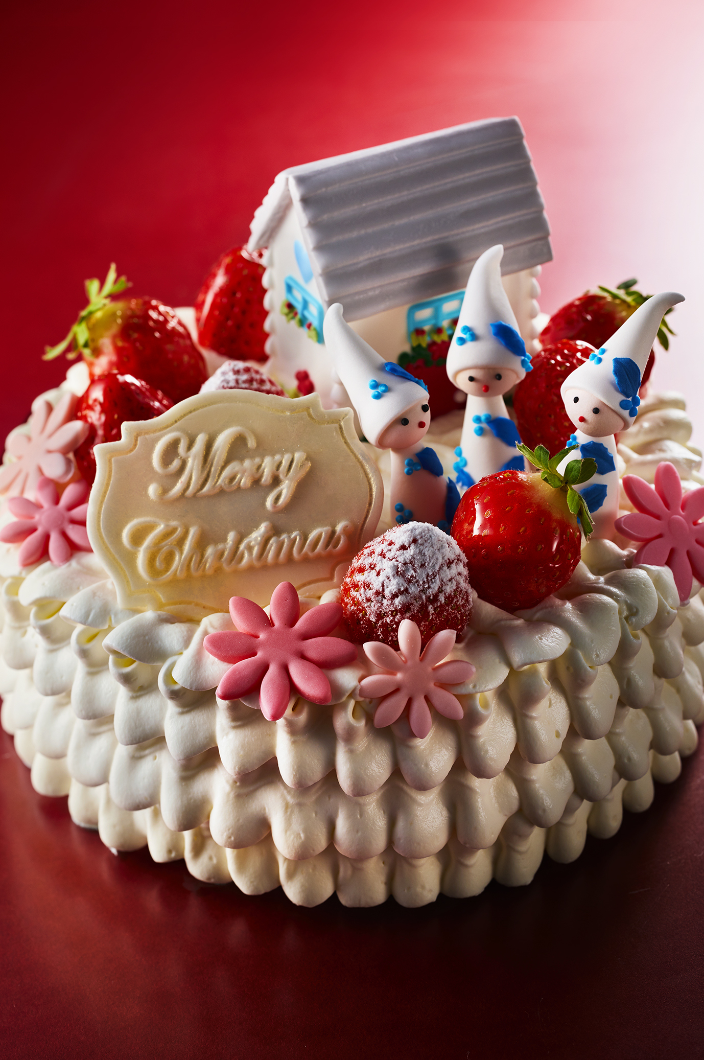 サンタと幻想的な雪景色を表現した2段ショートケーキ登場 細かな技巧が光るクリスマスケーキが数量限定で11 14 木 より予約開始 株式会社アニバーサリー のプレスリリース