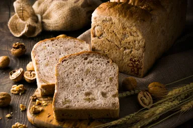 ライ麦とくるみのハードトースト(嵜本)