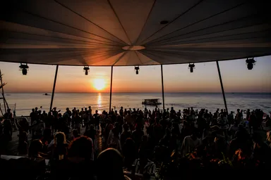 EPIZODE ステージイメージ