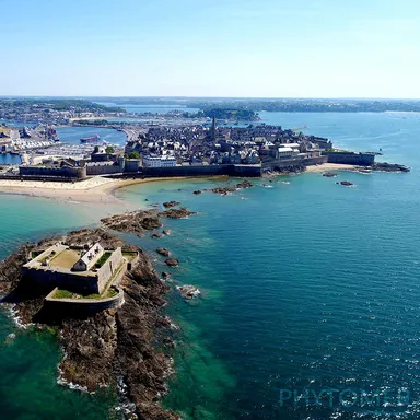 フィトメールが誕生した海。サン=マロ