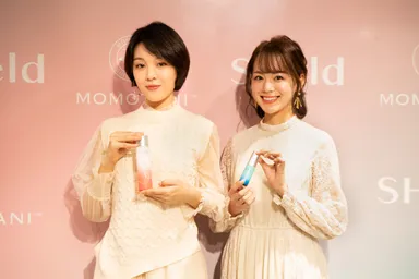 馬栗さん(左)と黒田さん(右)