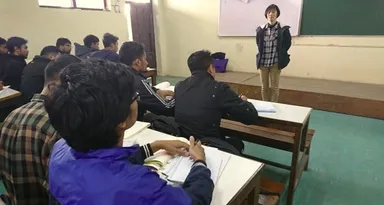■トリブバン大学(IOE)学生の日本語授業風景