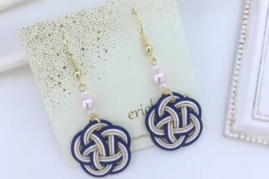 水引きを使ったアクセサリー