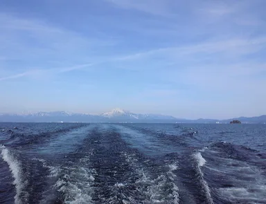 びわ湖の美しい冬景色
