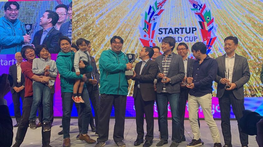 スタートアップワールドカップ東京予選で優勝　
再生可能エネルギーのLooop