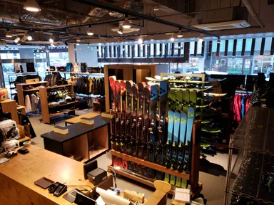 フィッシャー・スノーベースフラノ 内観(2)