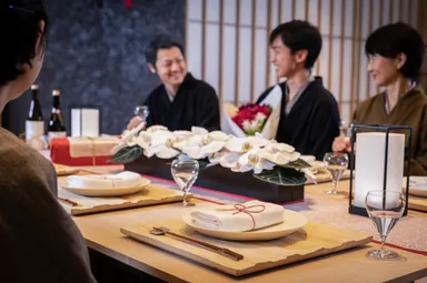 【星のや東京】テーブルセッティング_イメージ