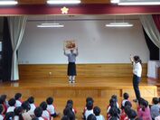 宮崎県の幼稚園の園児 約150人にクイズやたいそうで楽しく食育！
