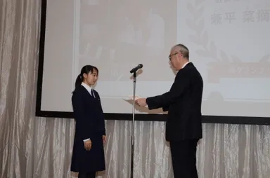 表彰式の模様(準グランプリ)1