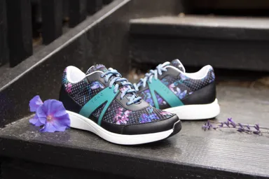 「TRAQ BY ALEGRIA」はデザイン性が高く、あらゆるライフスタイルにフィットする