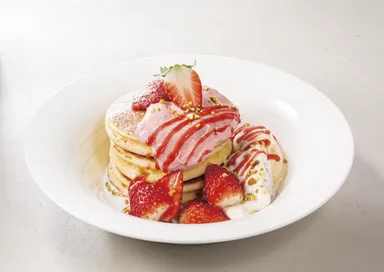 苺のパンケーキ