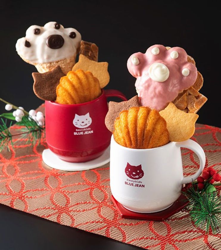 お正月限定！2020年最初のいろねこセットを手土産に
ペアでそろえたい「新春いろねこ紅白マグ」
2019年12月30日（月）より大阪新阪急ホテルにて販売