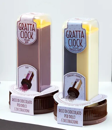 コストゥルットーリ　ディ　ドルチェッツェ