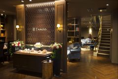 “5か月待ち”のブライダルジュエリーブランド『TANZO.』　東京本店を増床リニューアルOPEN！1F売場面積を2倍に拡大