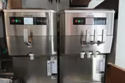 カルピジャーニのソフトクリームマシン
